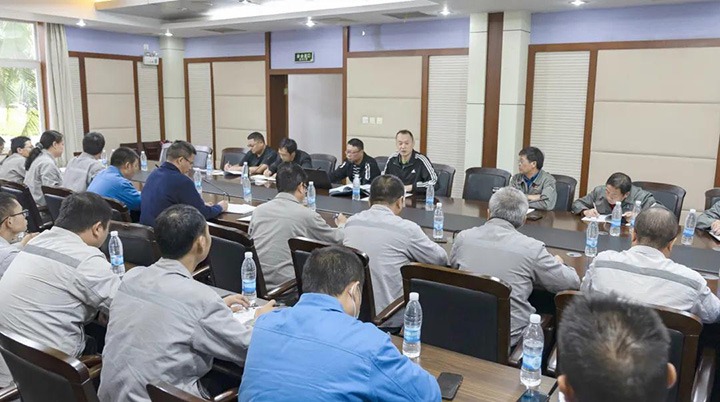 云煤（HB火博·(Home)）集团对解化化工发展“三抓一保”百日安全活动情况进行督导查抄