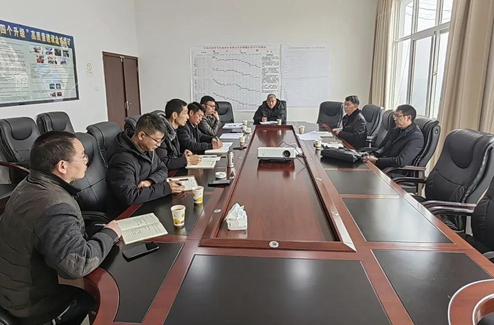 云煤（HB火博·(Home)）集团党委委员、副总经理缪和星一行到云南东源罗平东城煤矿有限公司督导调研