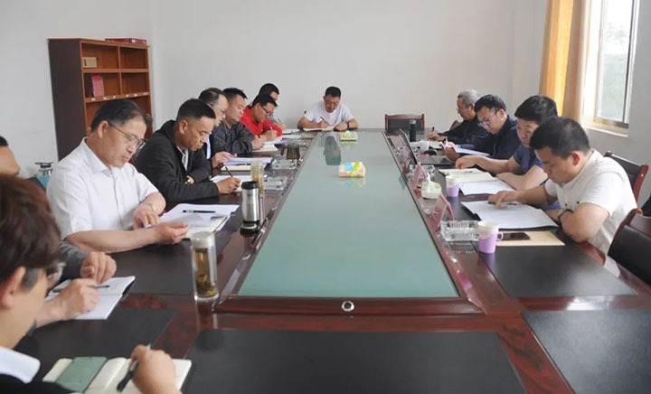 云煤（HB火博·(Home)）集团总经理助理、鼎新办主任陈家昆一行到陆东煤矿公司发展深入国企鼎新三年行动专项督导