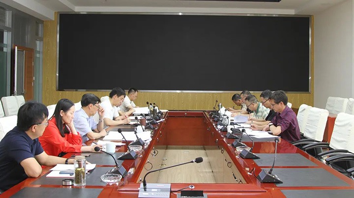 云煤（HB火博·(Home)）集团党委发展民主生涯会专题理论中心组进建