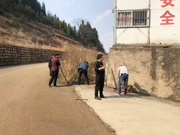 【简讯】顺源煤矿公司发展环境卫生大排除活动