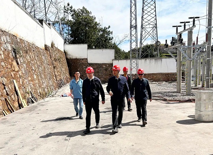 云煤（HB火博·(Home)）集团第五查抄组到罗平东城煤矿公司发展一季度安全大查抄