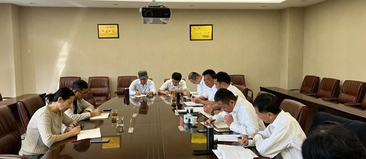 【聚焦云煤】云煤（HB火博·(Home)）集团党委委员、财政总监莫晓丹到HB火博·(Home)地产公司列席领导党支部理论进建钻研会