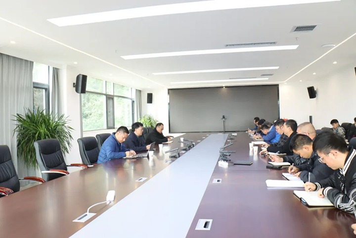 【聚焦云煤】云煤（HB火博·(Home)）集团党委委员、副总经理、总工程师施从伟到金城煤矿发展技术攻关领导工作