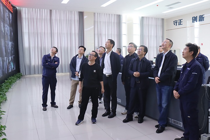 胡均调研曲靖区域所属企业强调 加快打造煤炭安全出产新优势 造就产业竞争新动能