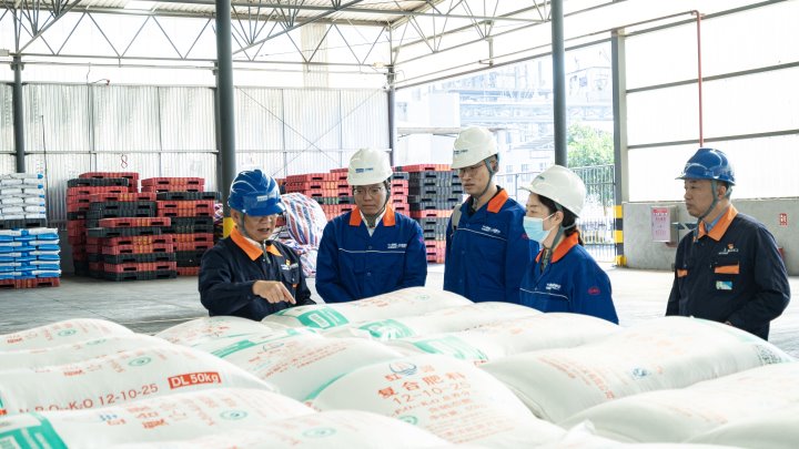 党建引领促发展，产融协同谱新篇——云南解化与云能本钱发展党建联建活动