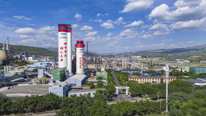 创新高！解化清洁能源公司粗甲醇年产量突破25万吨，圆满完玉成年出产工作