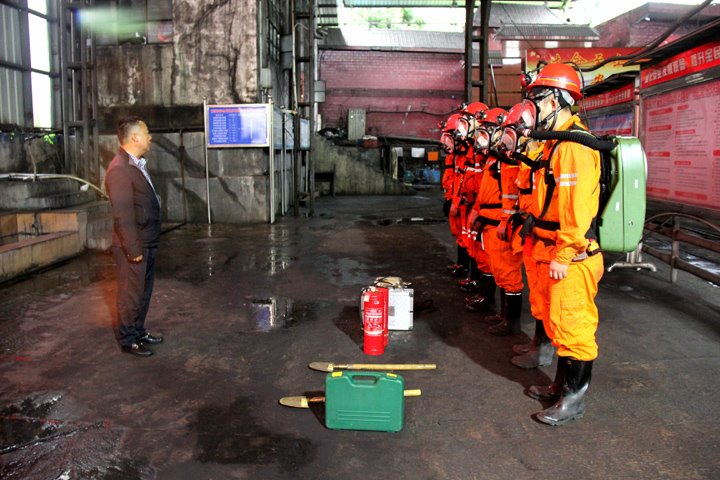 金发煤业发展2025年安全出产月火警变乱应急演练