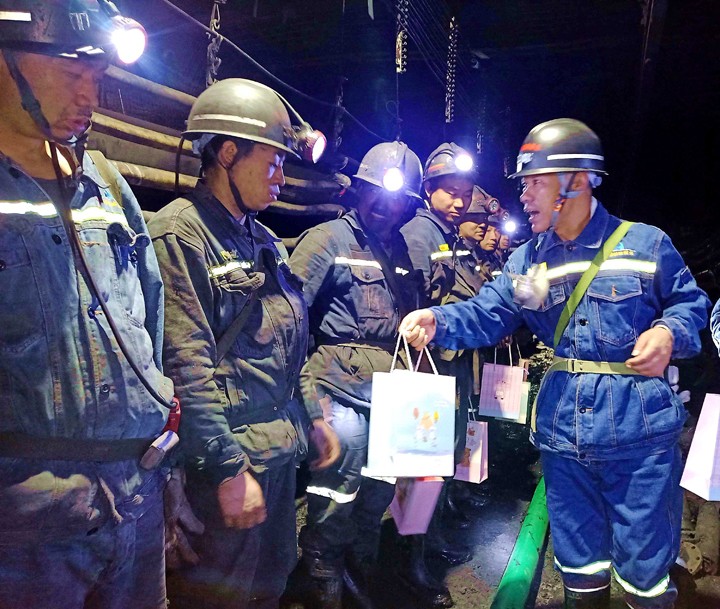 深刻井下现场送清冷.jpg